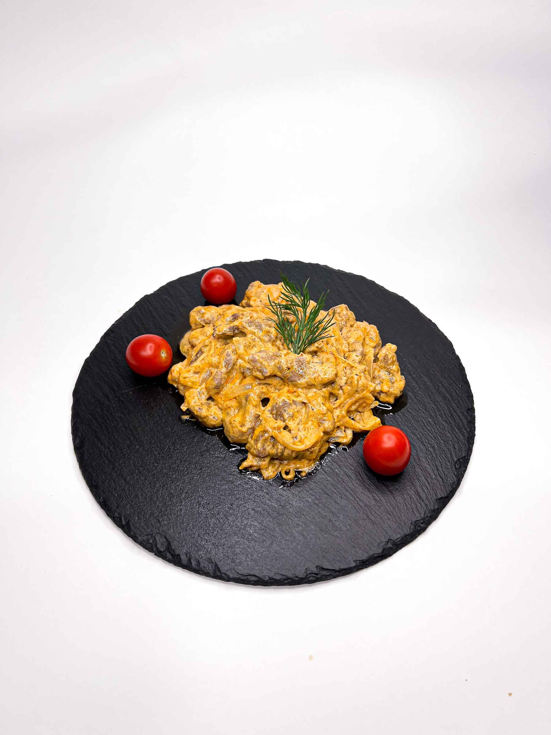 Бефстроганов из мраморной говядины