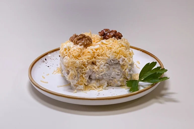 Салат Дамский каприз
